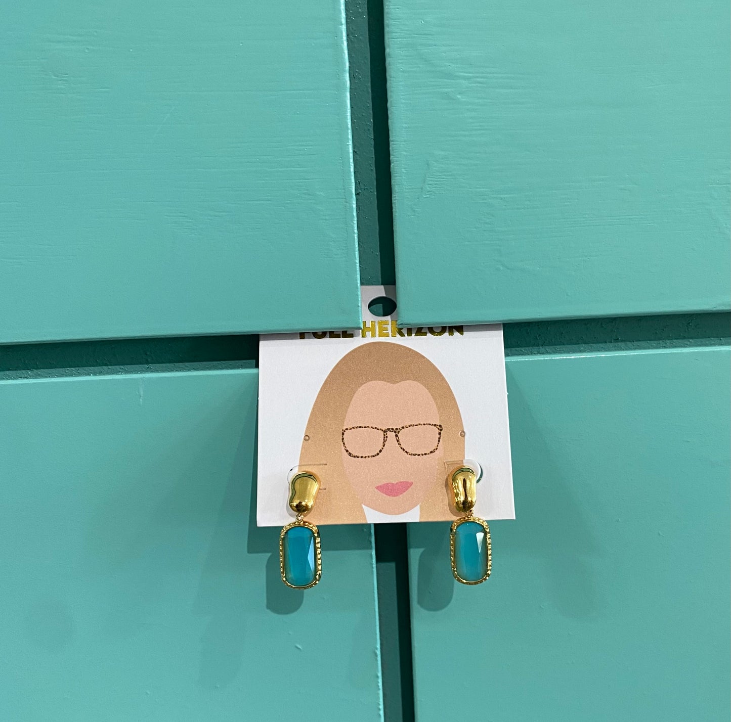 Lively Gemstone Earring - Multiple colors