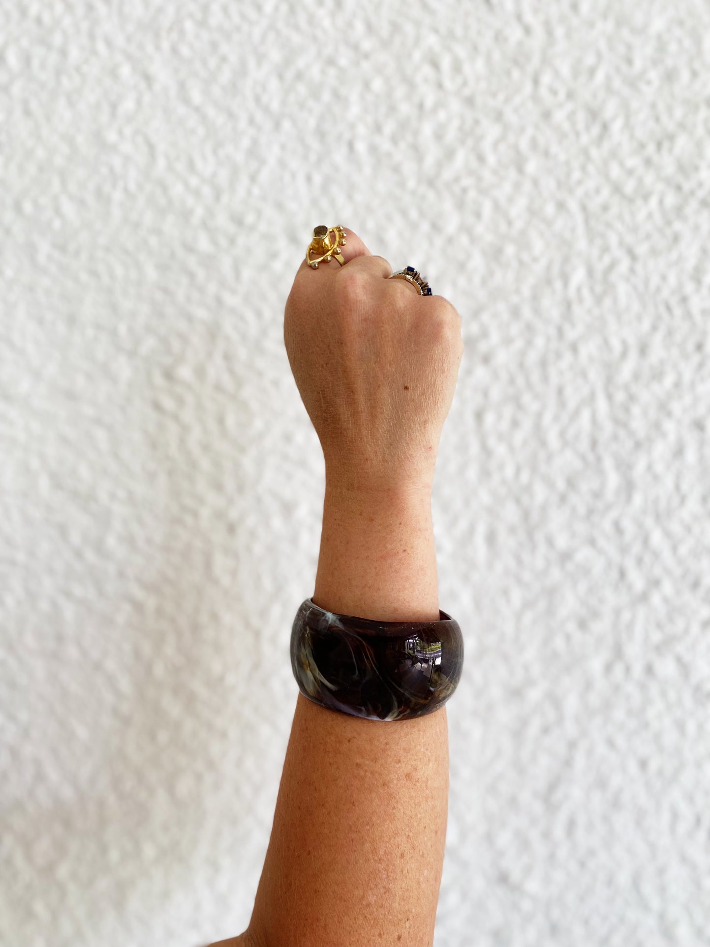 Suzanne Bangles