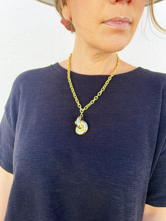 Knotty Necklace