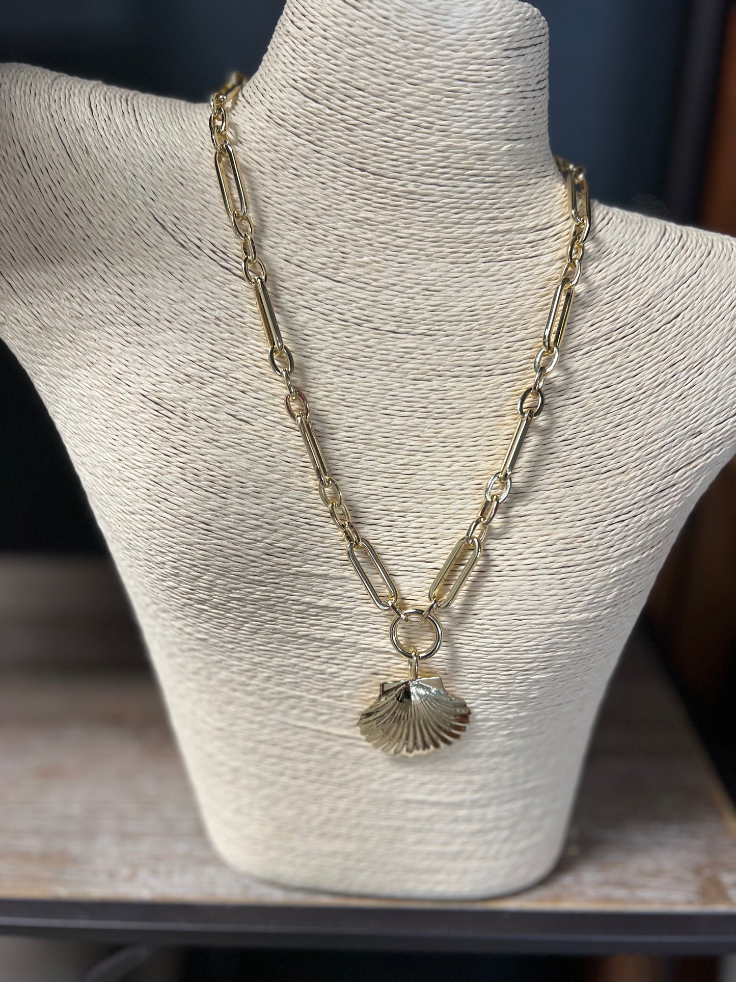 Camila Shell Necklace