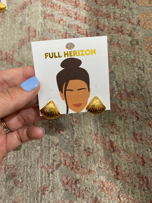 Sallys Seashell Studs