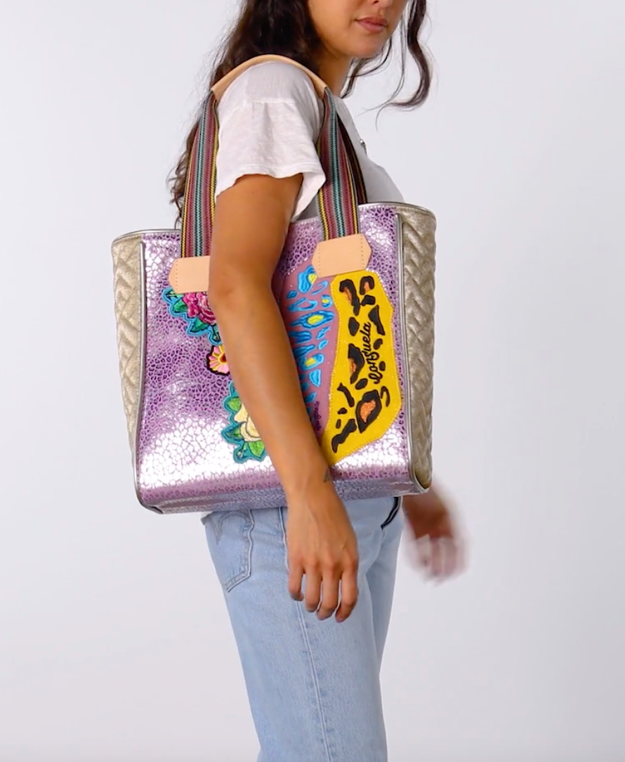 Classic Tote, Flor