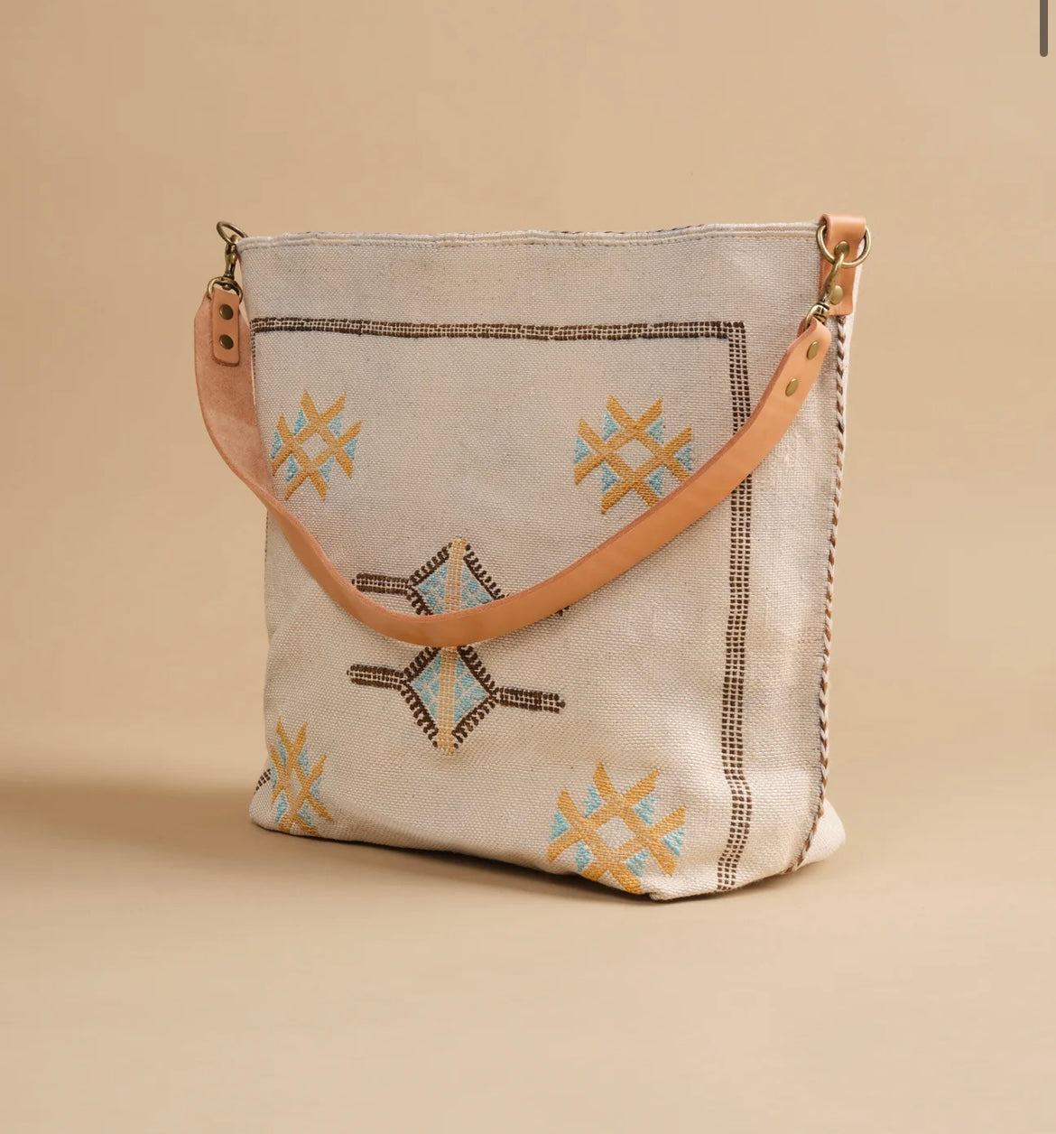 Mira Tote bag