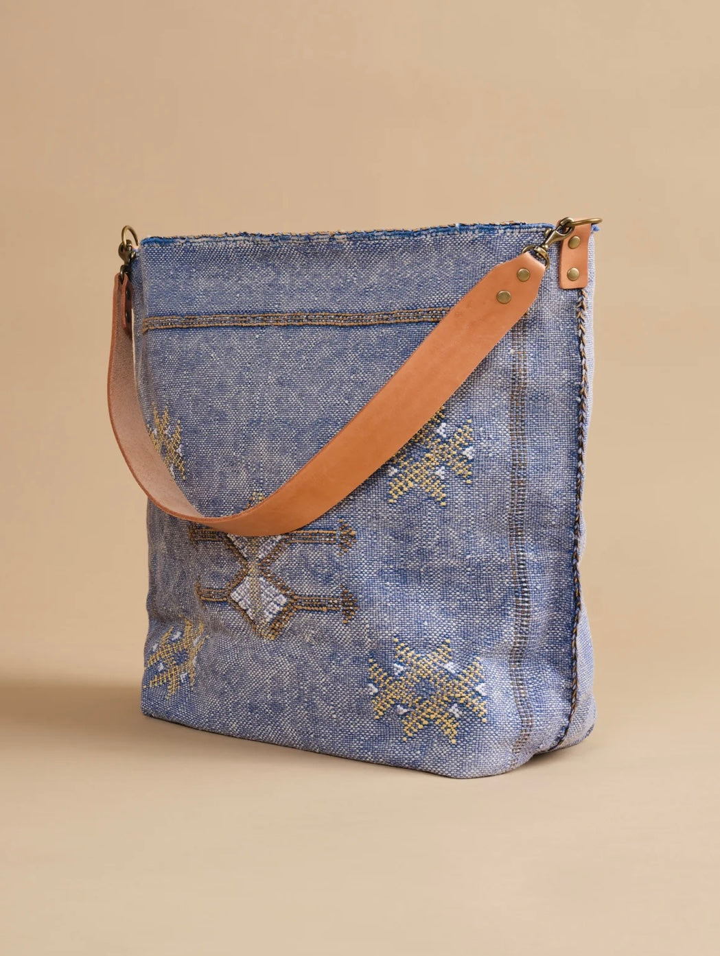 Mira Tote bag