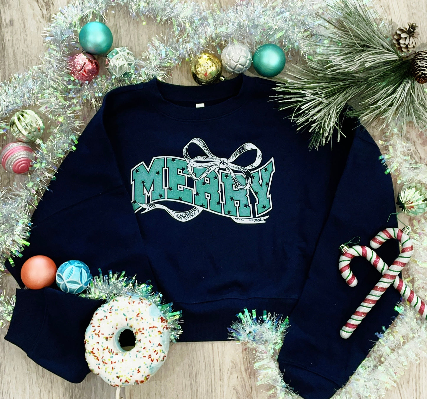 Merry Christmas Bow Short Cropped Sweatshirt