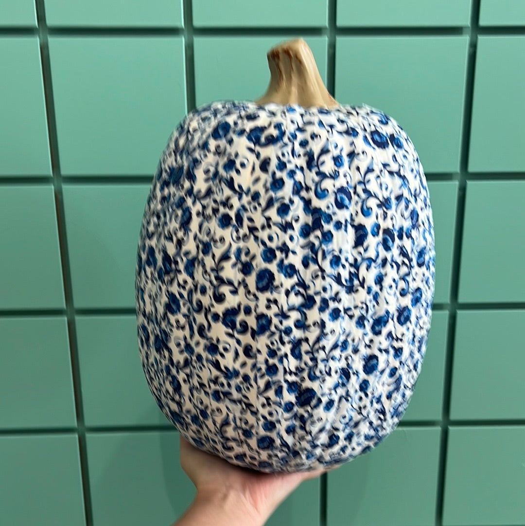 Blue & White Pumpkin XL