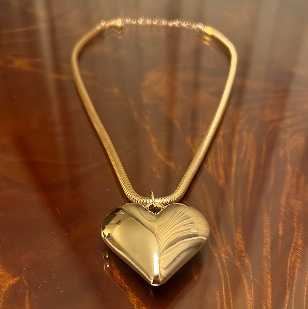 Puffer heart necklace