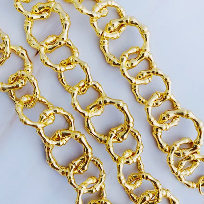 Artfully Linked Chain Necklace