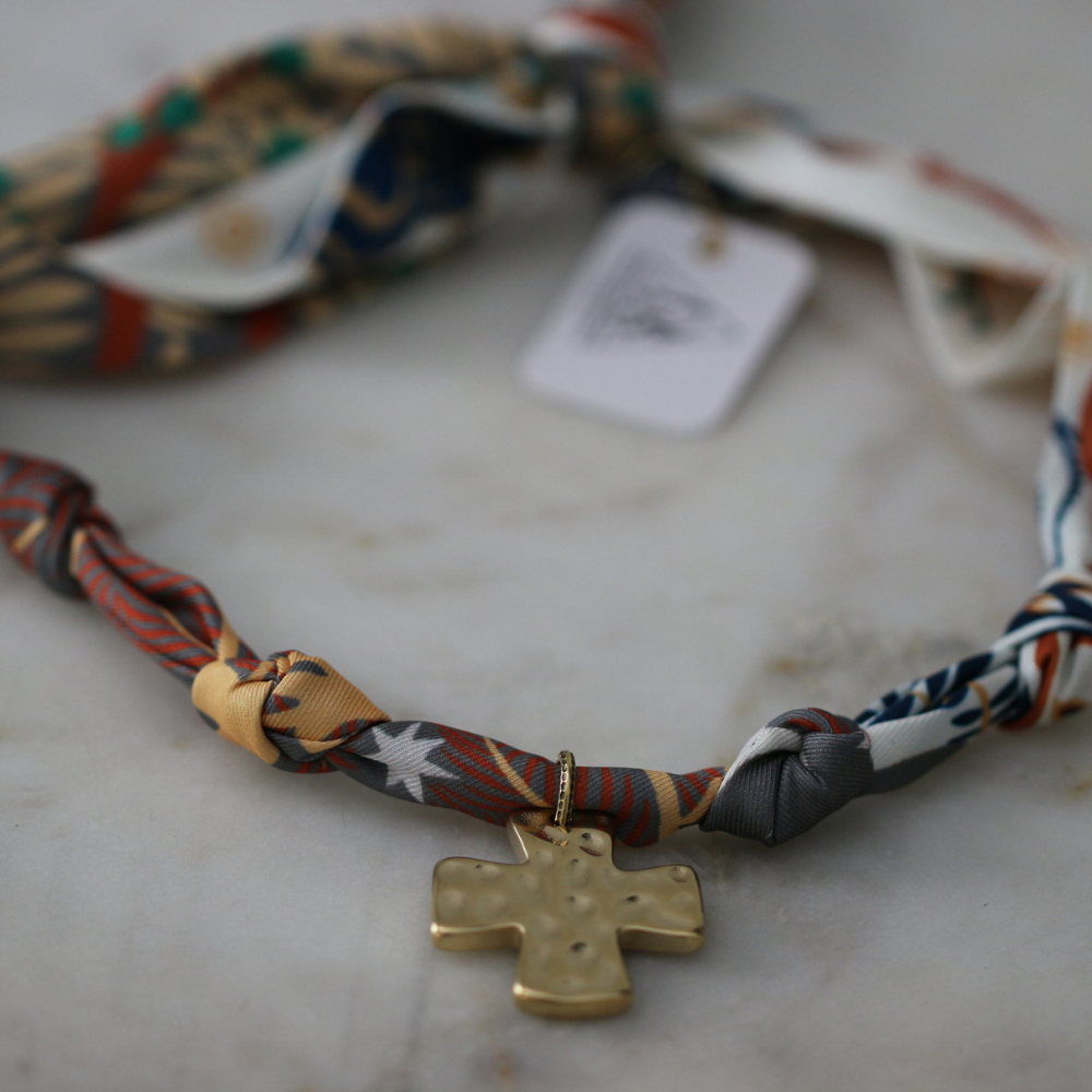 Mountain Morning Scarf Necklace