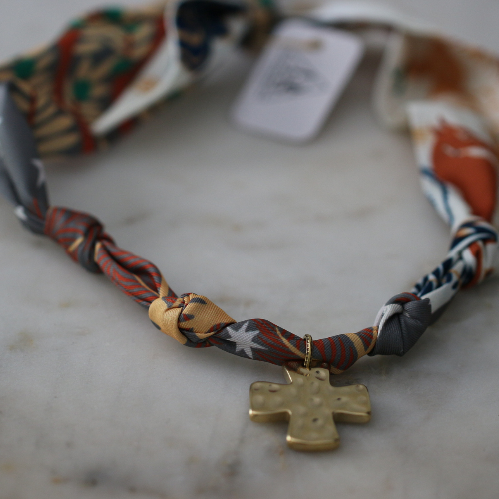 Mountain Morning Scarf Necklace
