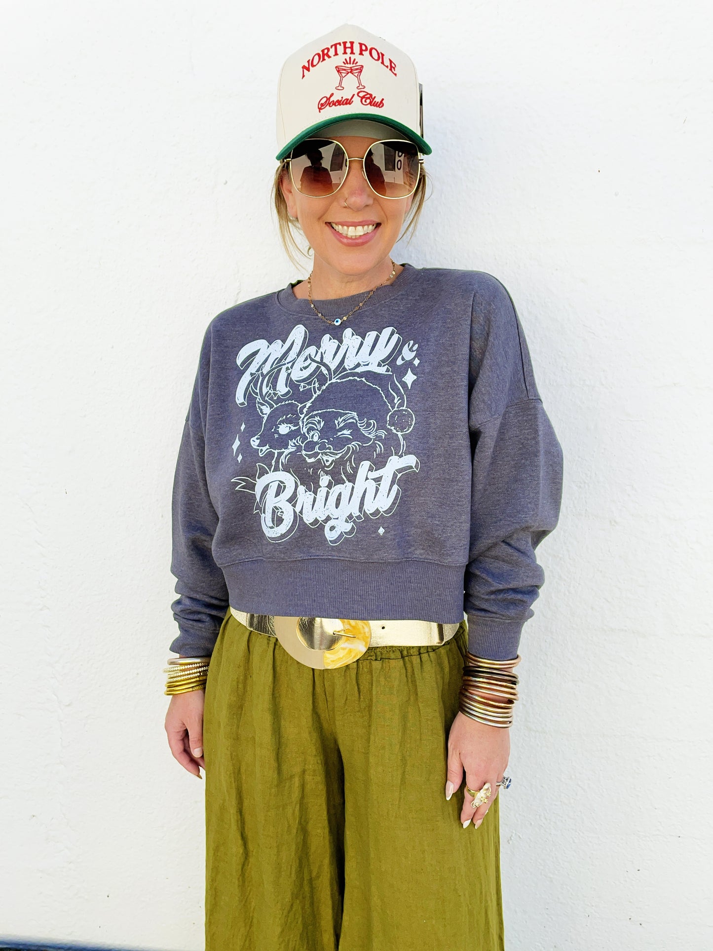 Merry&bright Christmas Short Cropped Sweatshirt