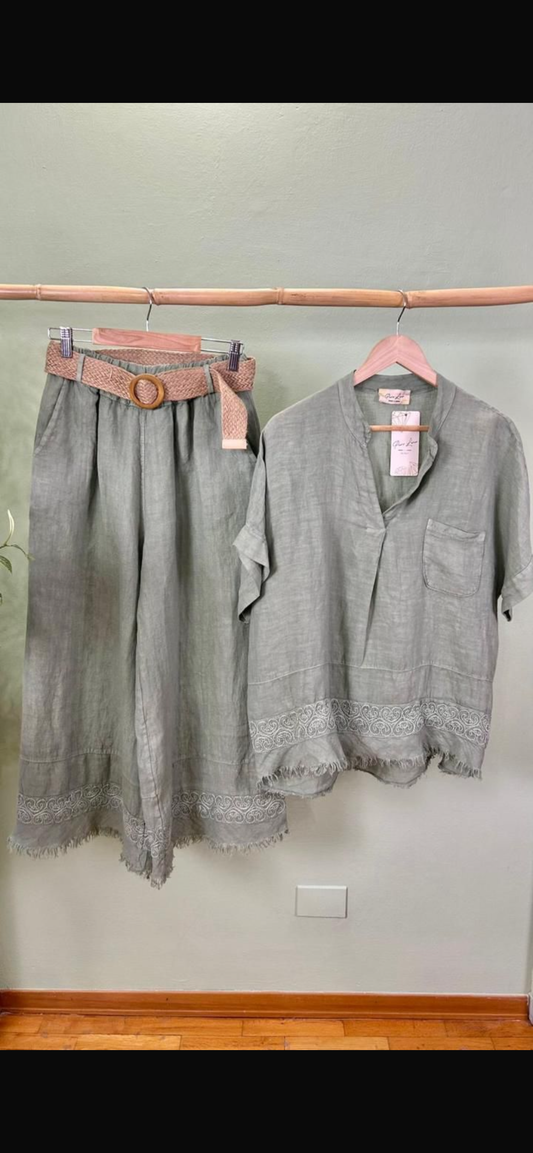 Luna Bottoms in Green