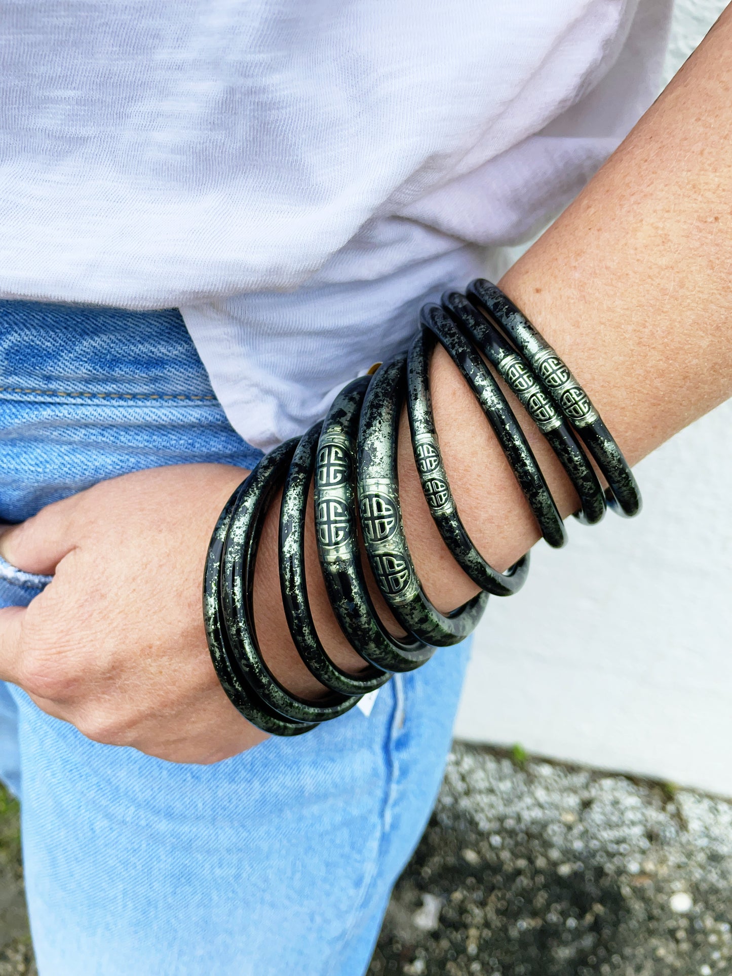 KOI Shadow All Weather Bangles Set of 4 Medium