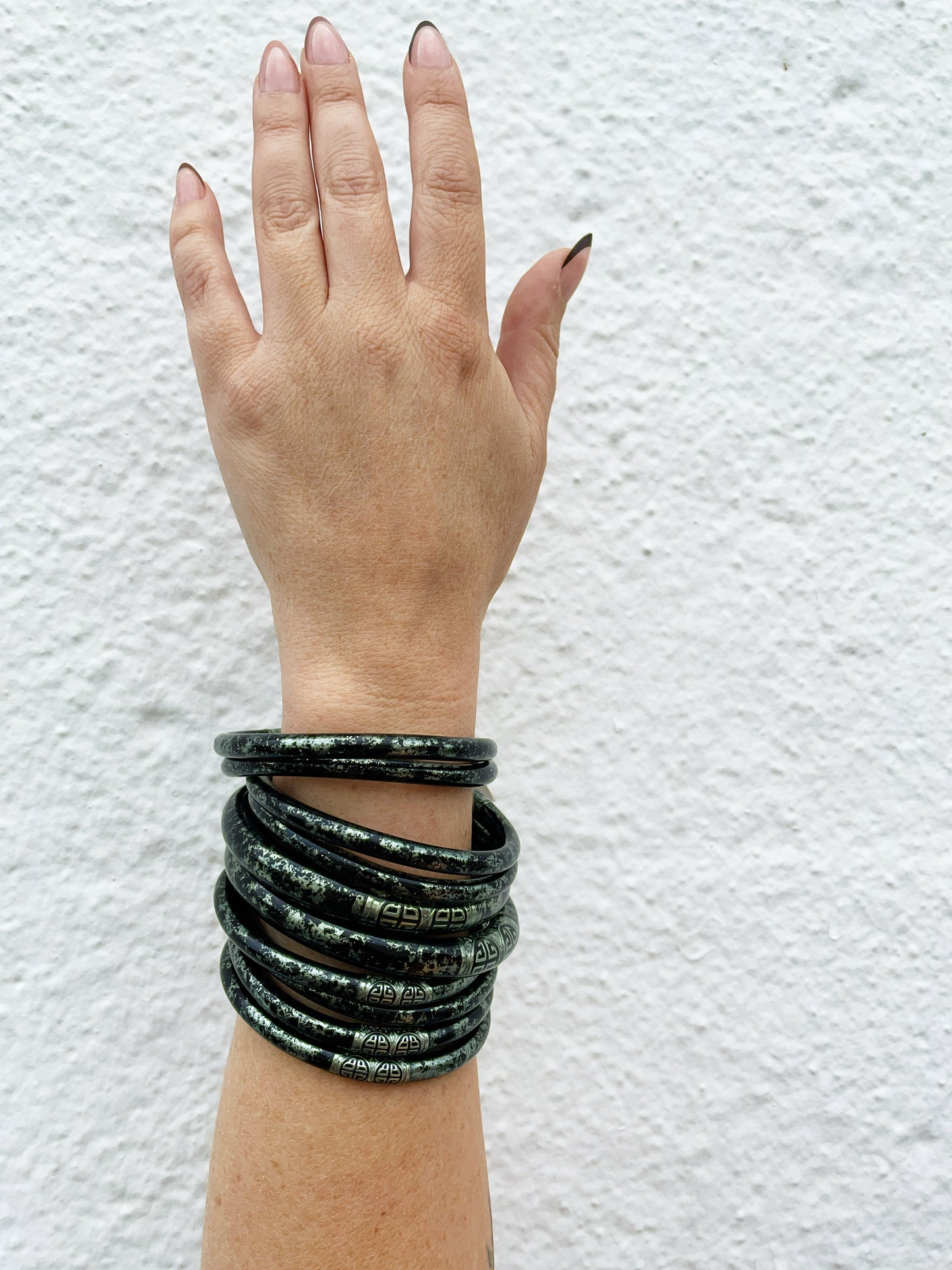 KOI Shadow All Weather Bangles Set of 4 Medium