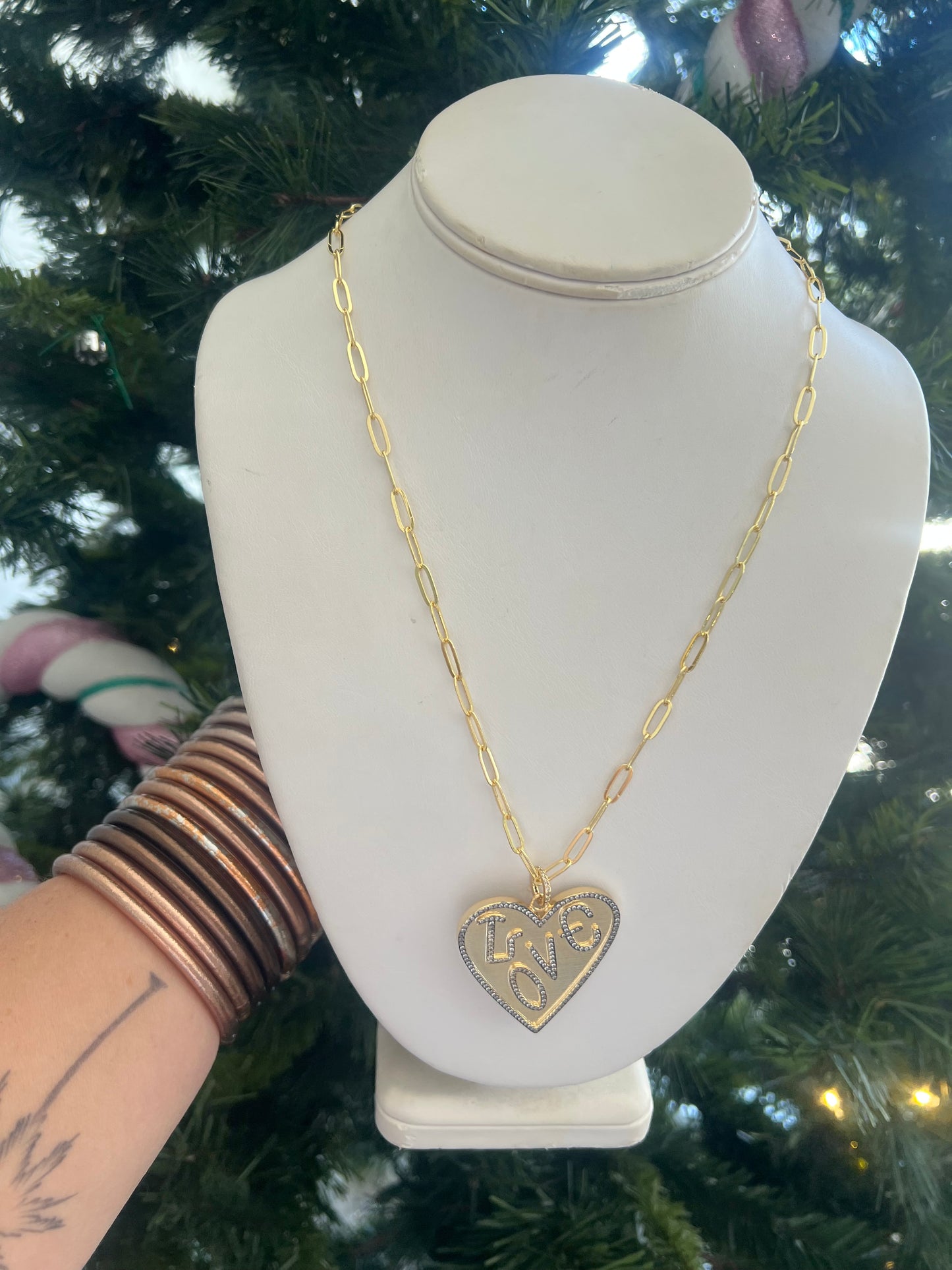 Lena Heart Necklaces *Multiple Style