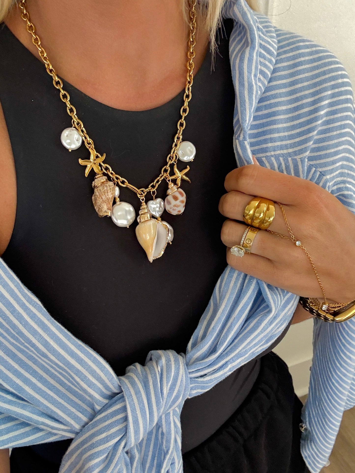 SHELL CHARM NECKLACE