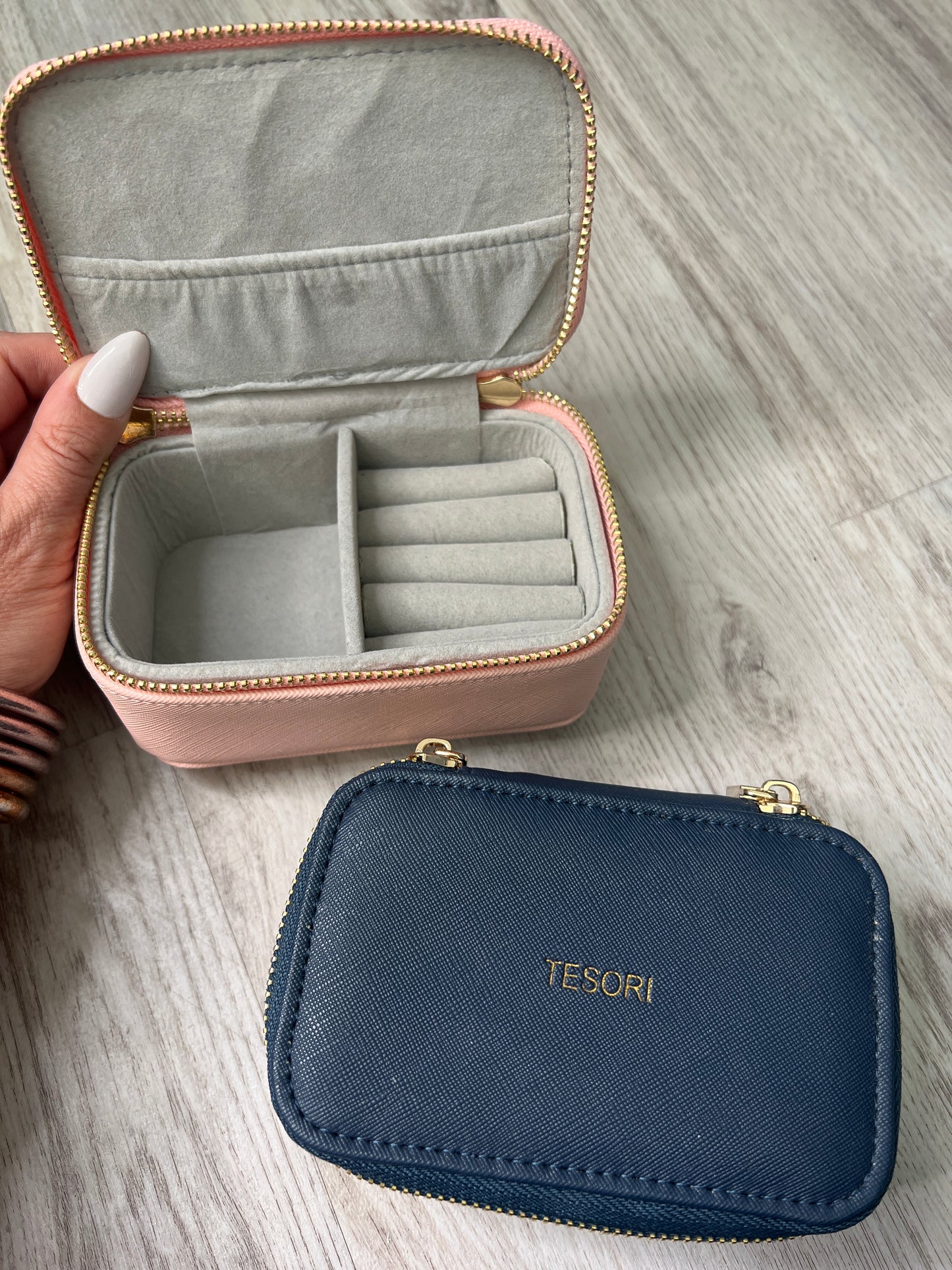 Tesori Travel Case