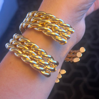 Triple rope cuff