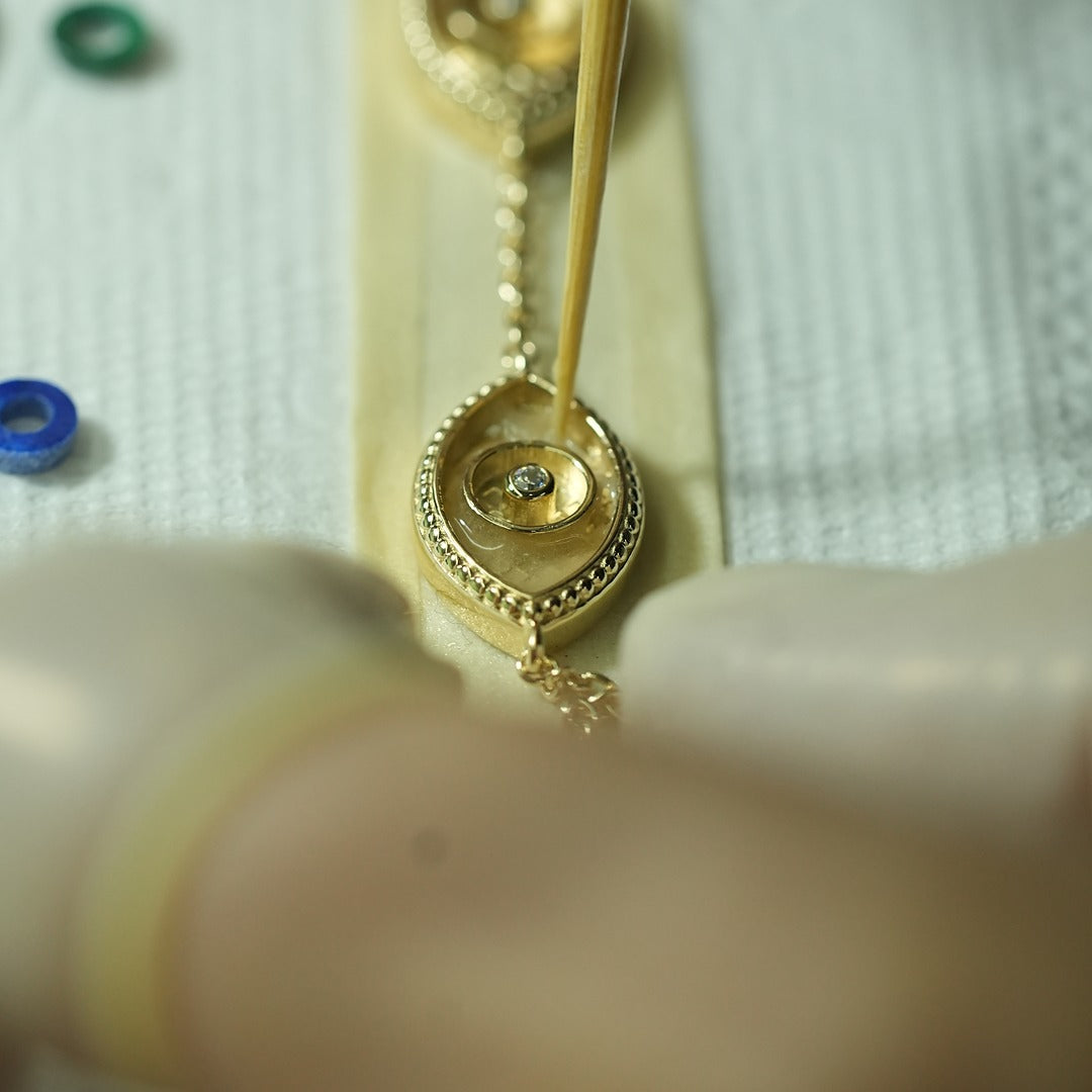 Universal Harmony Turquoise Evil Eye Red String Bracelet