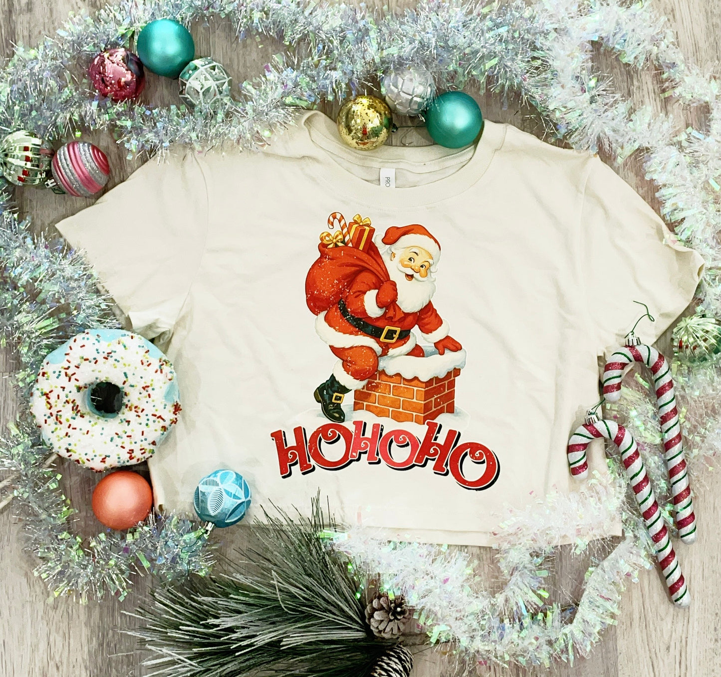 Hohoho Santa Short Cropped T-shirt