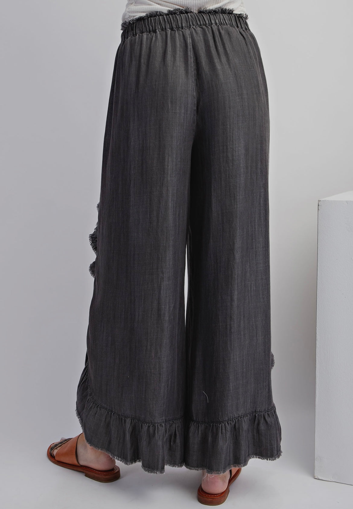 Chloe Pant distressed Black