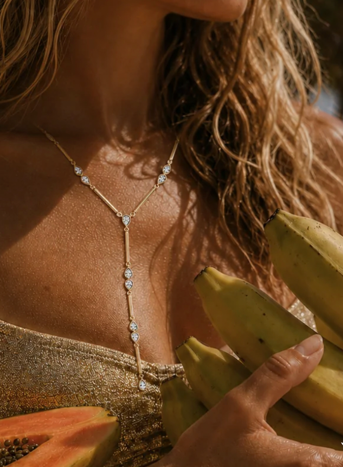 Delphine Teardrop Lariat