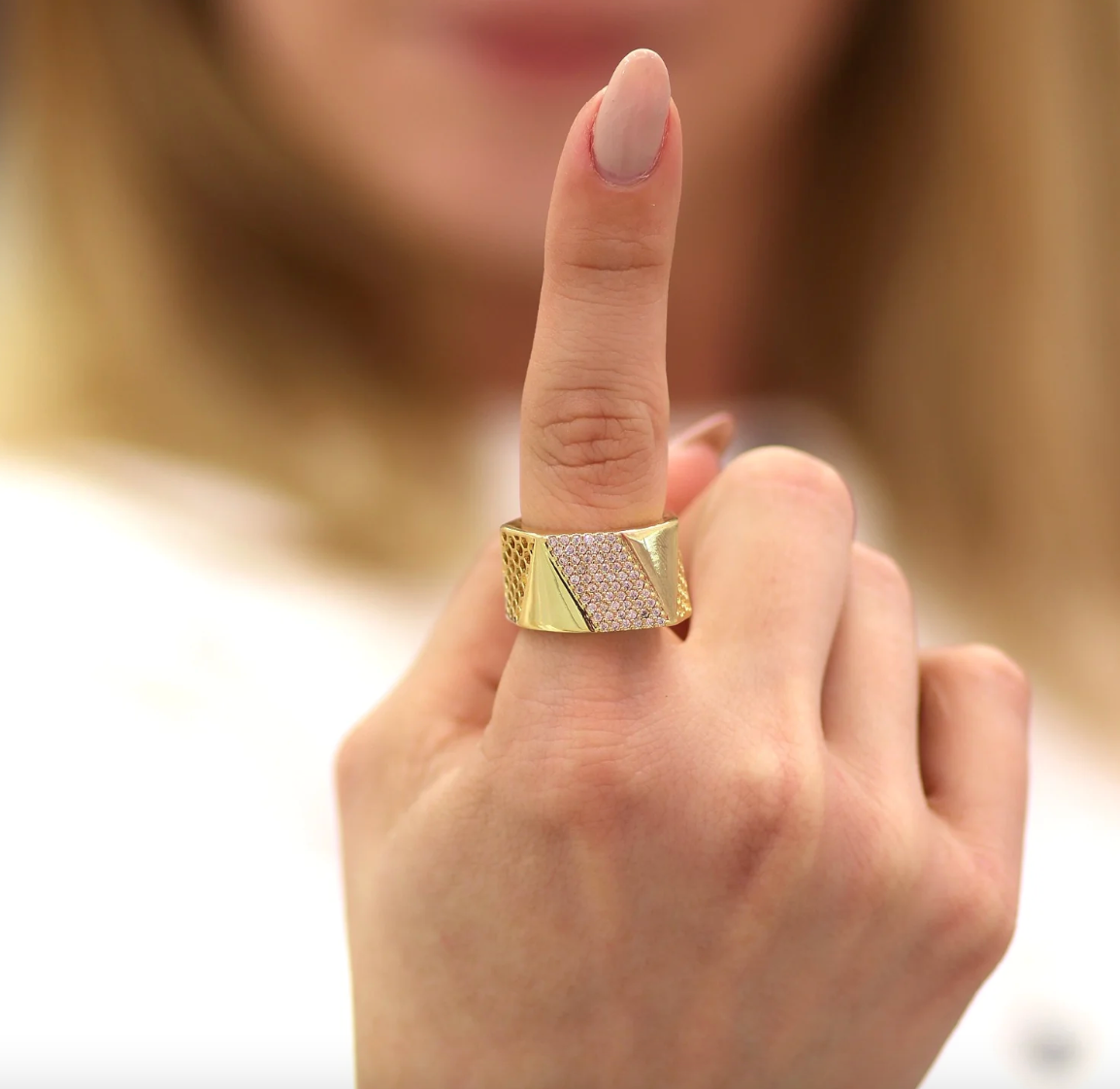 Wide gold ring with pavé details & perforated texture – adjustable design