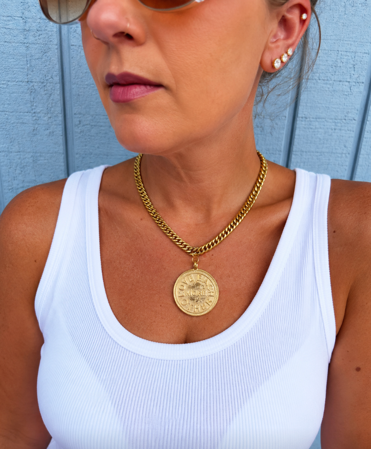 Mary Necklace