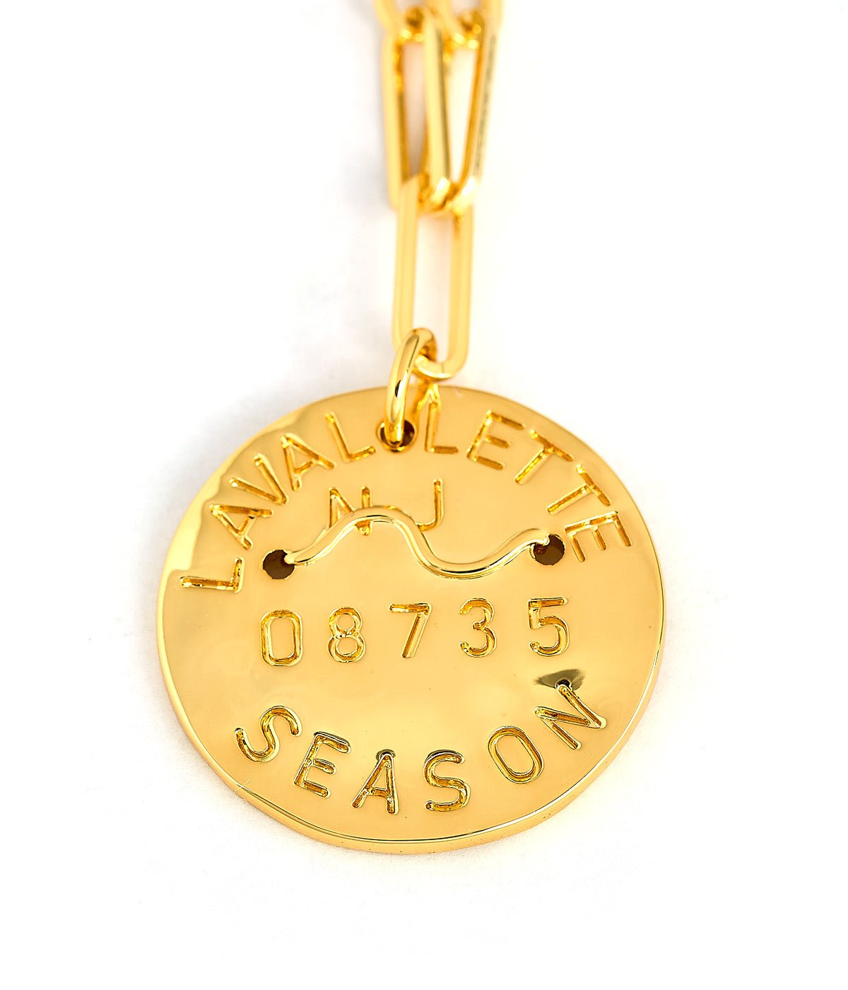 Beach Tag Charm Necklace – 18k Gold Plated