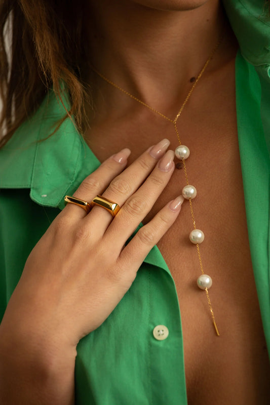 Christy Lariat in Gold