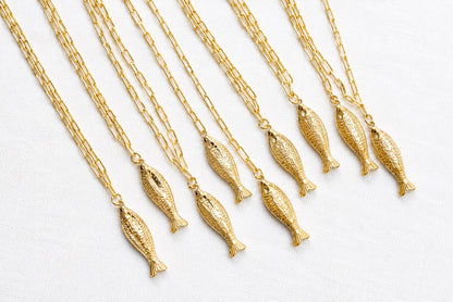 Fish - Beach Town - Small Paper Clip Chain Necklace - 18k Gold Plated 18 Inches