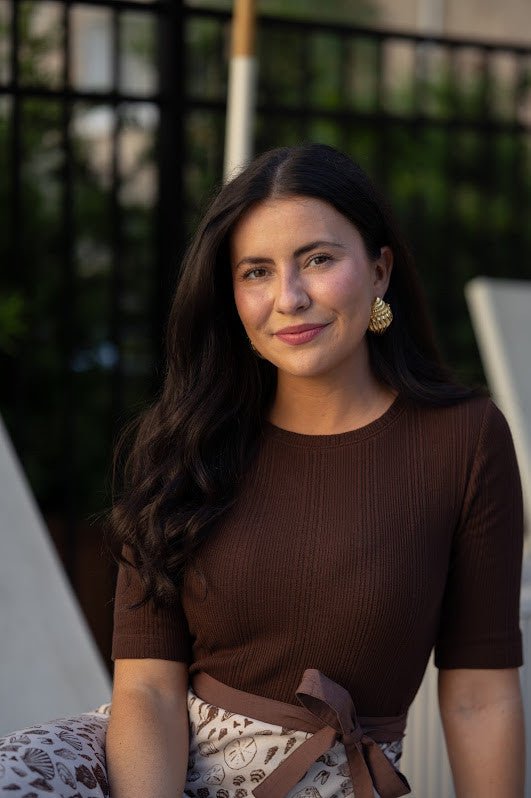 James Conch Shell Earring - 18k Plated Gold - Belle of the Ball Collection