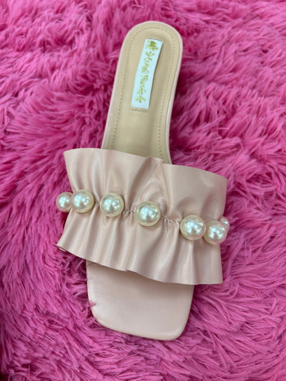 Ruffle Pearl Slides